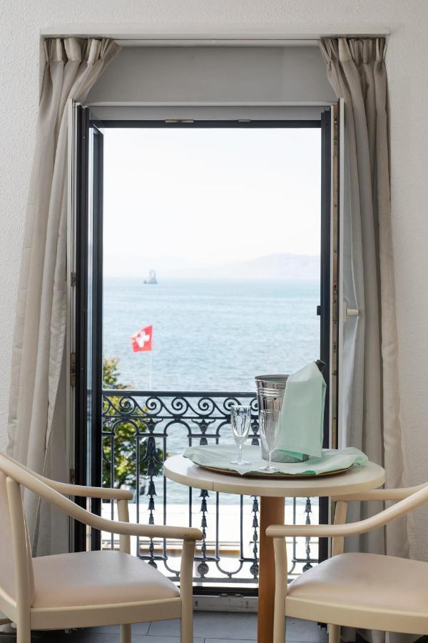 Hotel Du Port Villeneuve Eksteriør billede