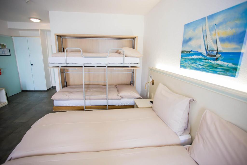 Hotel Du Port Villeneuve Værelse billede