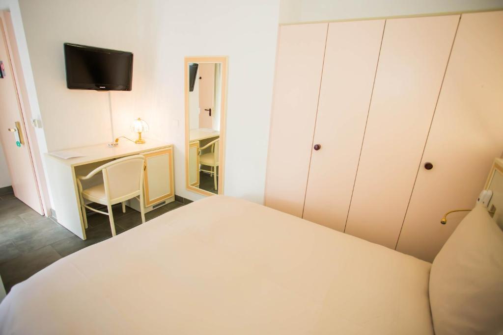 Hotel Du Port Villeneuve Værelse billede